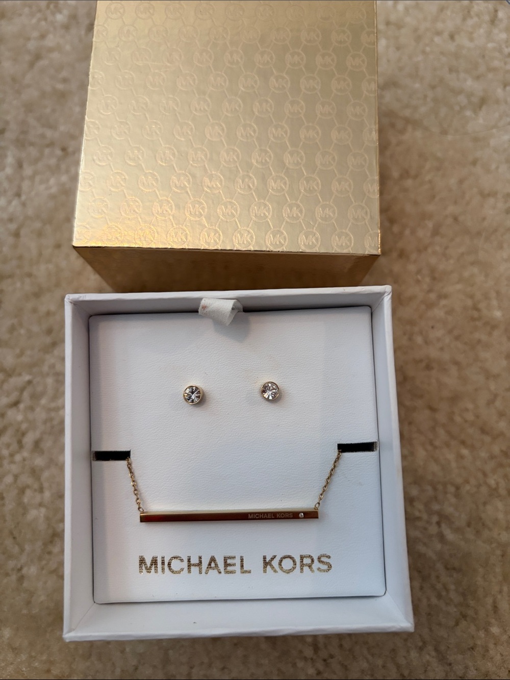 NIB MICHAEL KORS Gold Bar Necklace with Crystal Stud Earrings